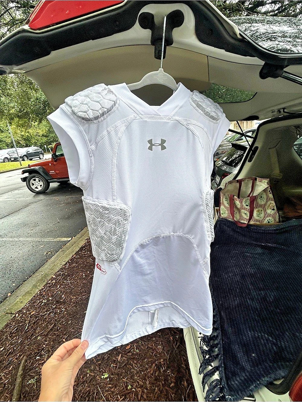 Under Armour Youth Gameday Armour Pro 5-Pad Top White